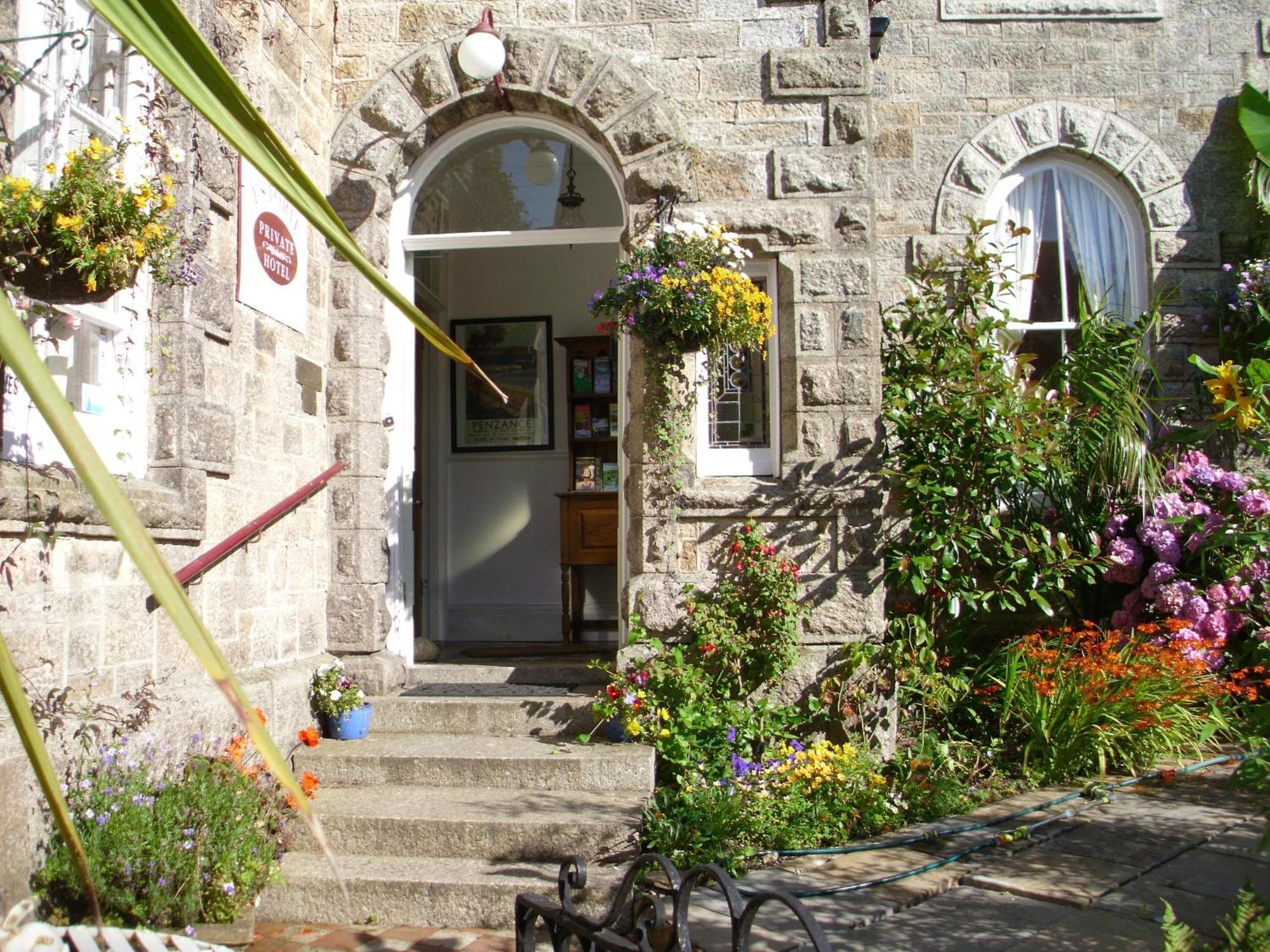 Estoril Bed & Breakfast Penzance Luaran gambar